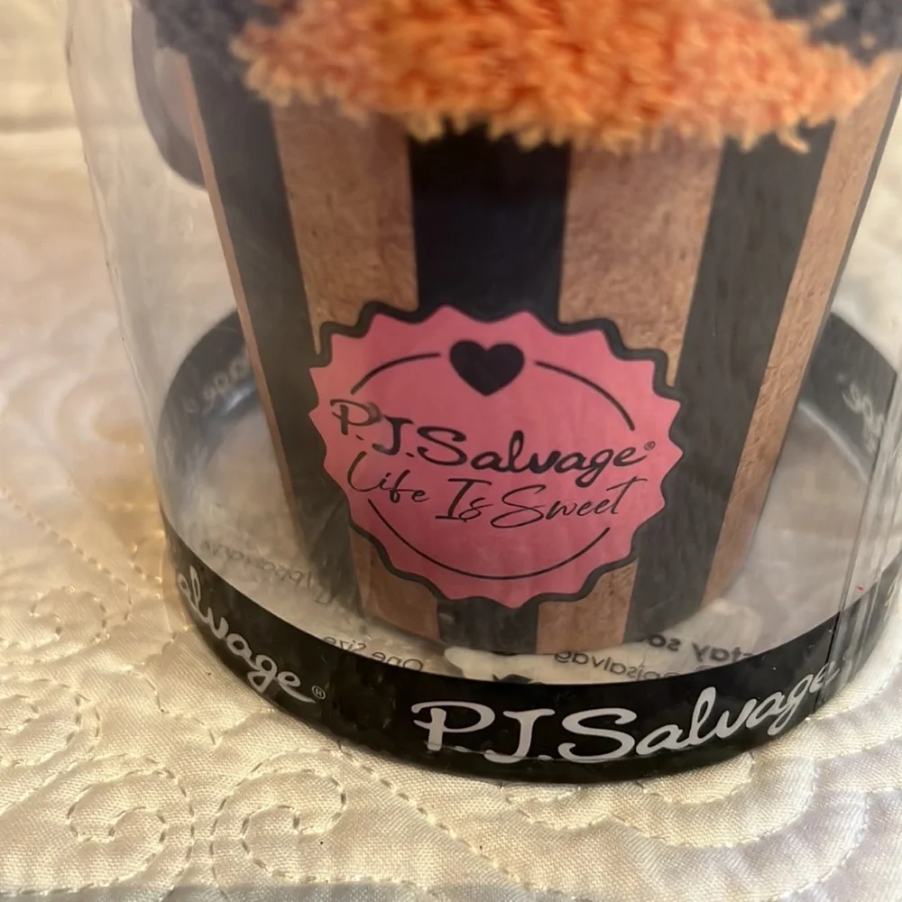 P.J. Salvage cozy‎ socks, NWT